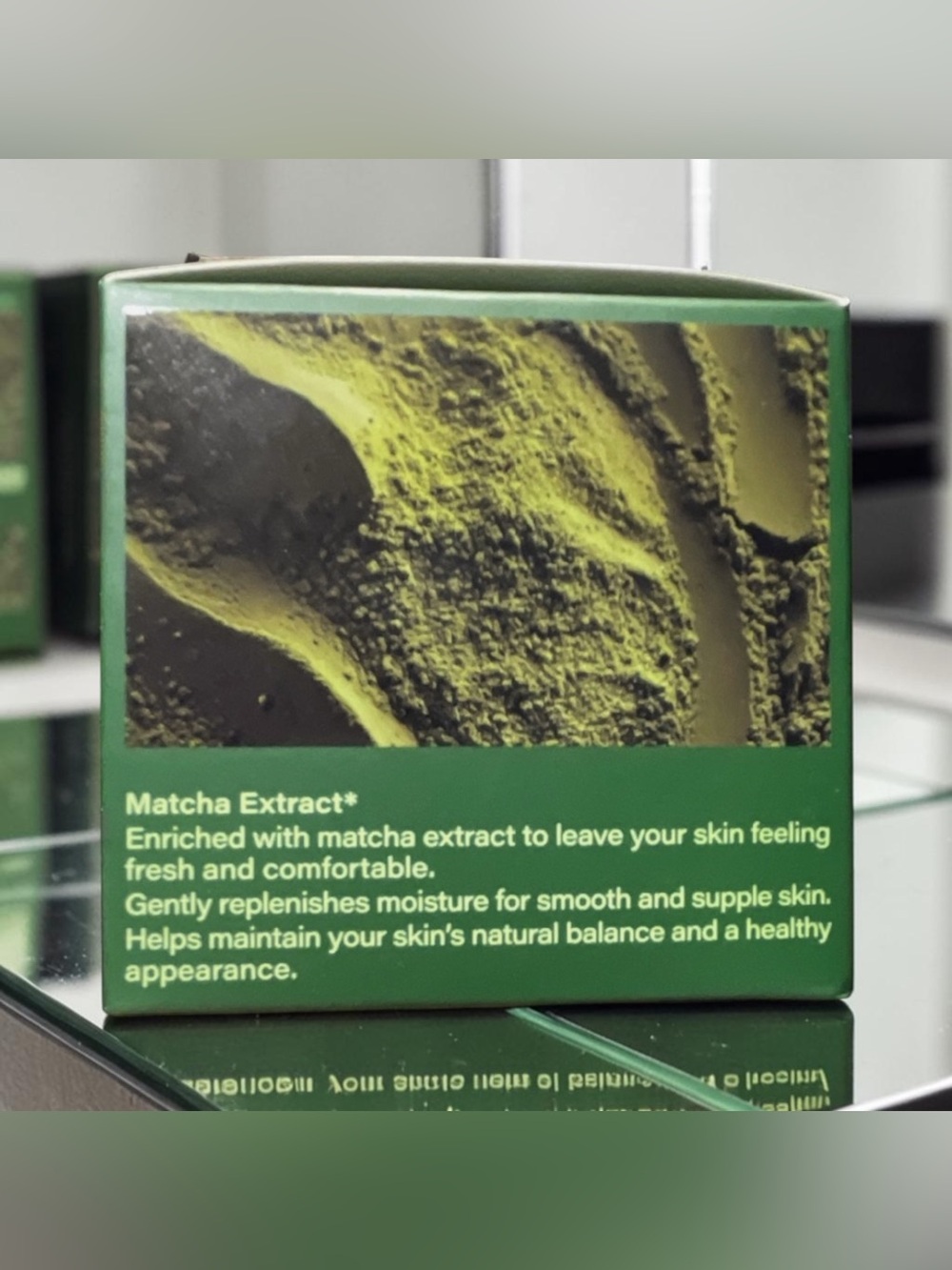 Velvente Matcha Born to be Shine Toner Pads - Picture 5 of 7